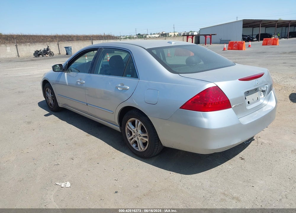 2007 HONDA ACCORD 2.4 EX VIN: 1HGCM56817A178632