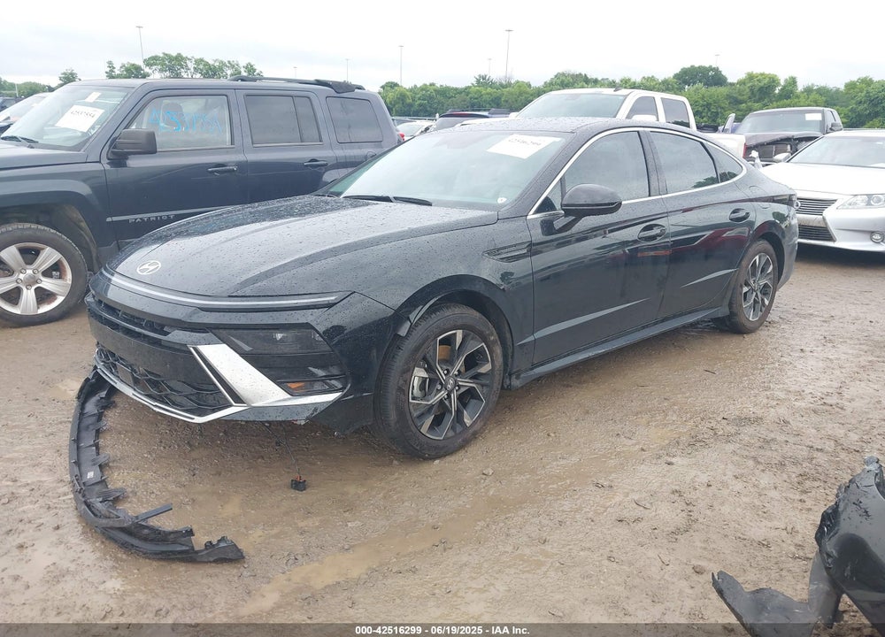 2025 HYUNDAI SONATA VIN: KMHL64JA6SA471573