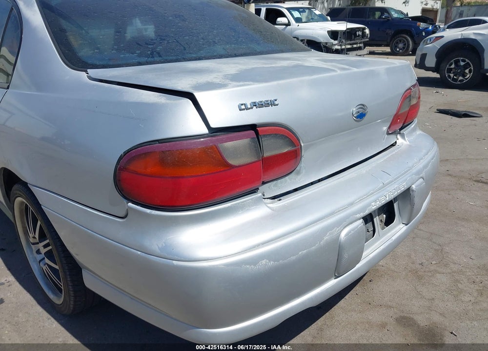 2004 CHEVROLET CLASSIC VIN: 1G1ND52F54M541626