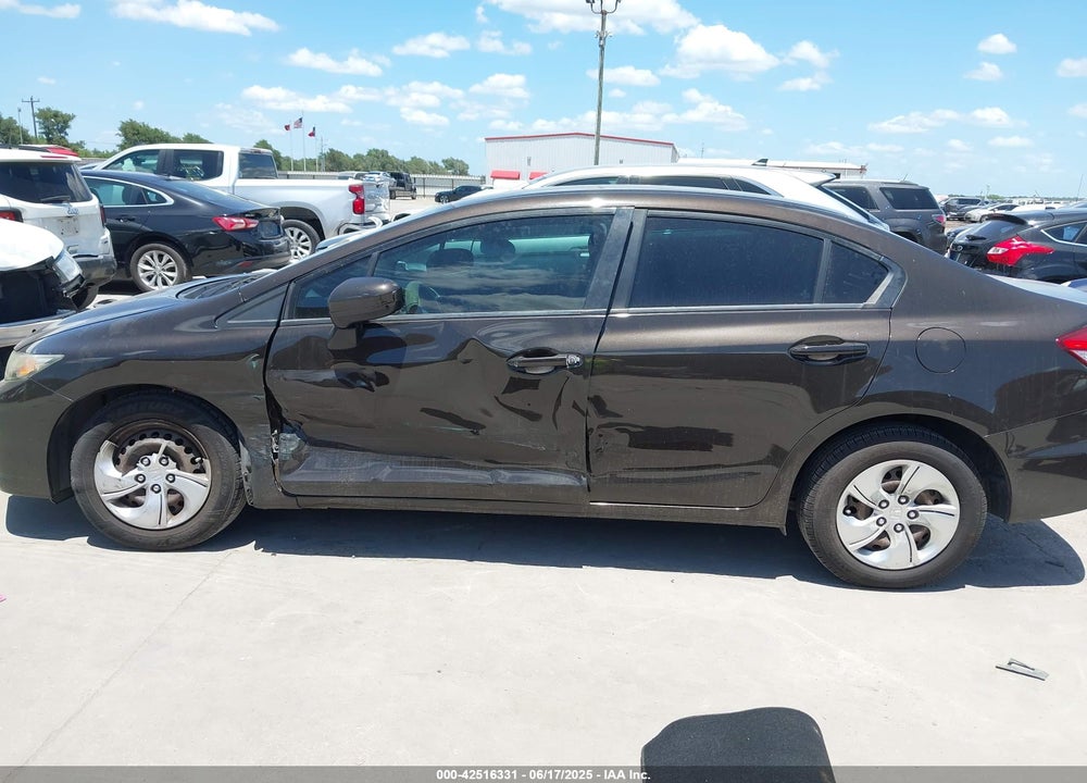 2014 HONDA CIVIC VIN: 2HGFB2F56EH518587