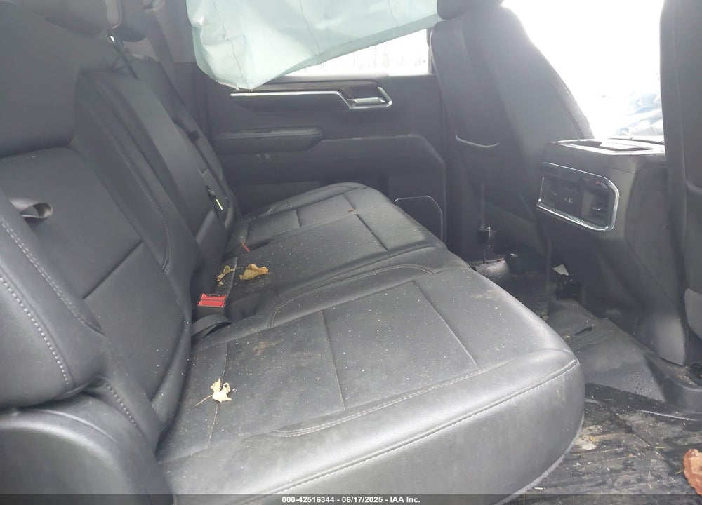 2024 GMC SIERRA 1500 4WD SHORT BOX ELEVATION WITH 3SB VIN: 3GTUUCE82RG210808