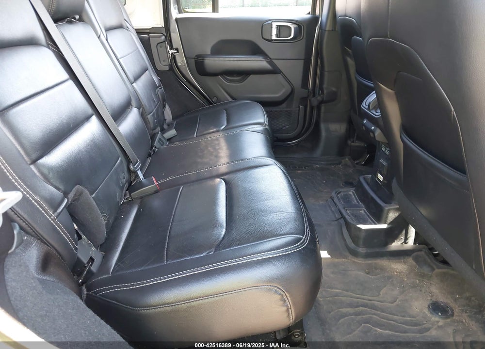 2018 JEEP WRANGLER UNLIMITED VIN: 1C4HJXEG1JW229865