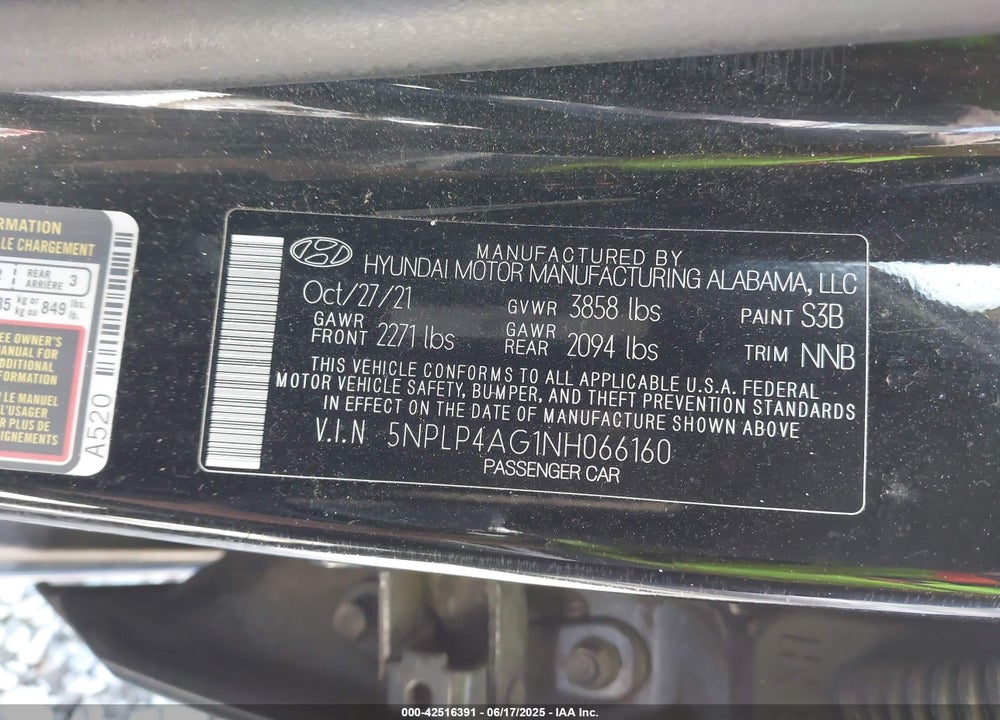 2022 HYUNDAI ELANTRA VIN: 5NPLP4AG1NH066160