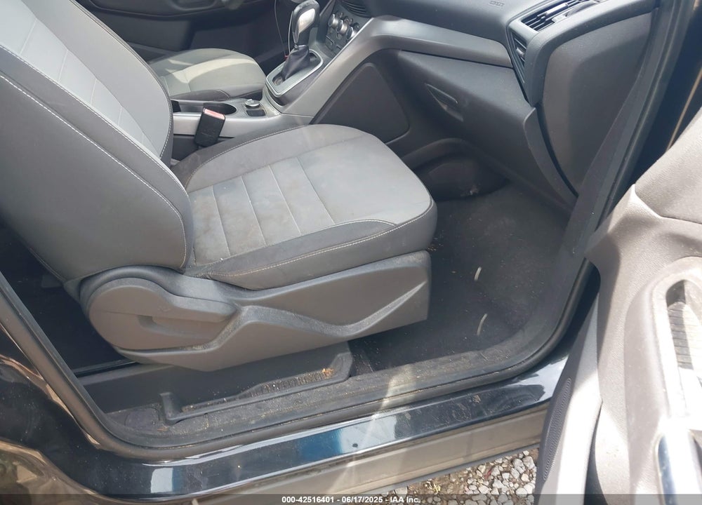 2013 FORD ESCAPE VIN: 1FMCU9G96DUD66081