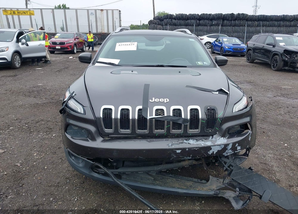 2018 JEEP CHEROKEE VIN: 1C4PJLLB4JD504426