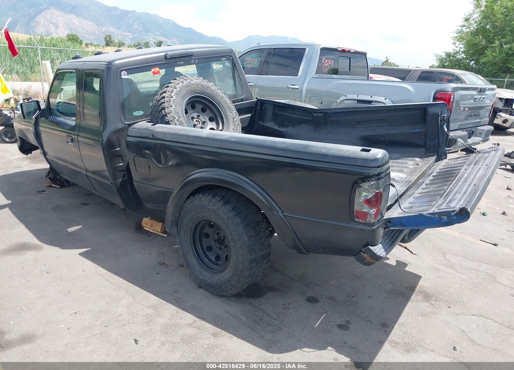 1998 FORD RANGER VIN: 1FTZR15U5WPB26207
