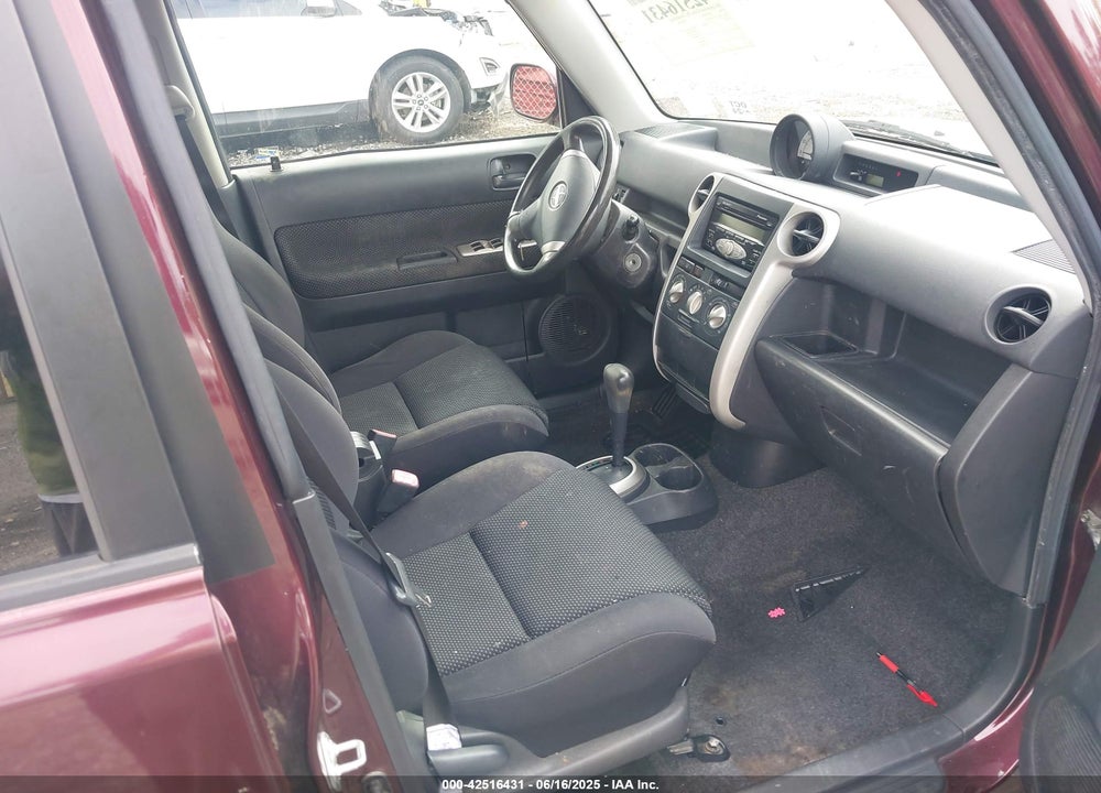 2006 TOYOTA SCION VIN: JTLKT324564045068