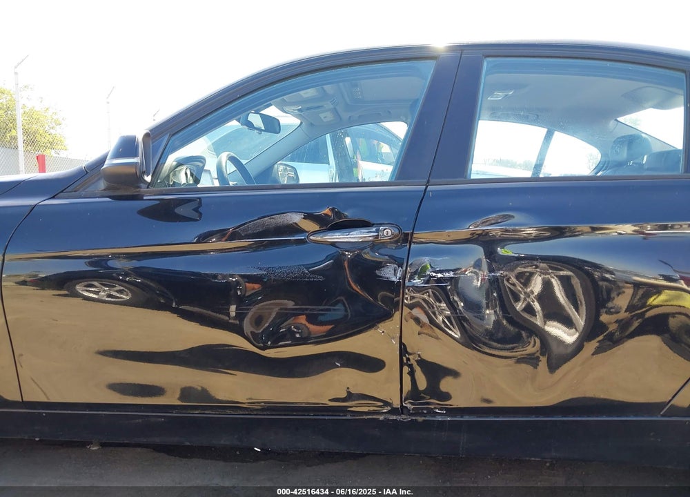 2012 BMW 3 SERIES VIN: WBA3C1C53CF432775