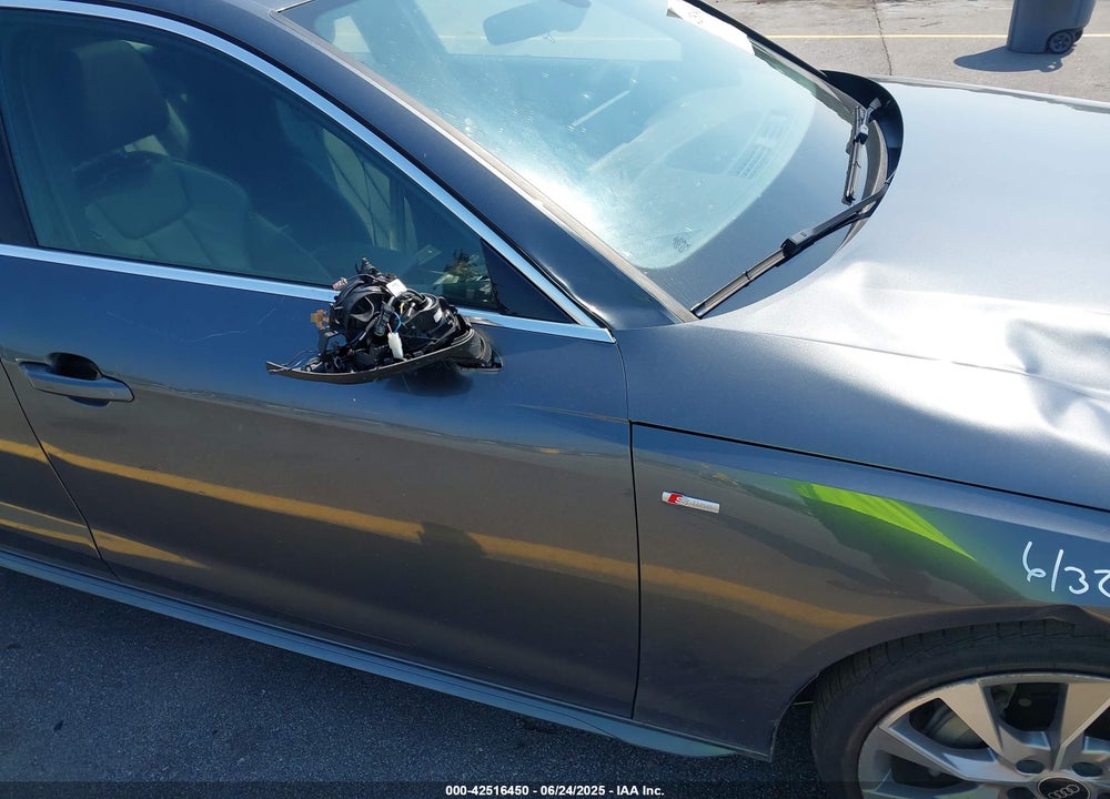 2021 AUDI A4 VIN: WAUEAAF47MA039474