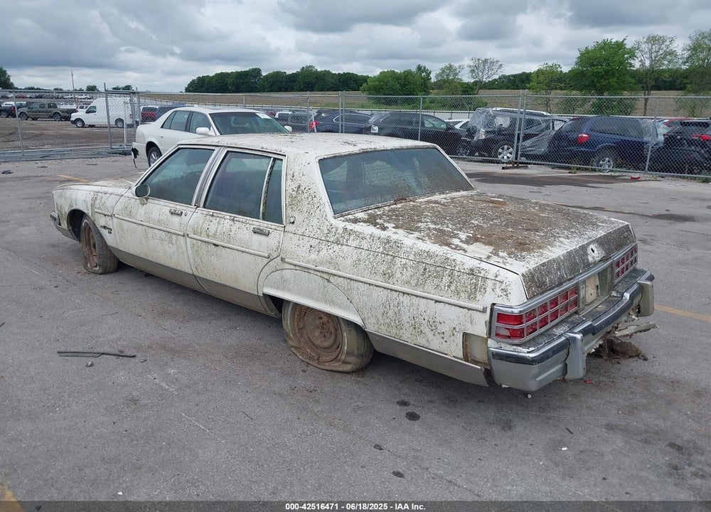 1981 PONTIAC BONNEVILLE BROUGHAM VIN: 1G2AR69Y7BX113707