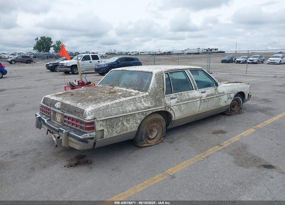 1981 PONTIAC BONNEVILLE BROUGHAM VIN: 1G2AR69Y7BX113707