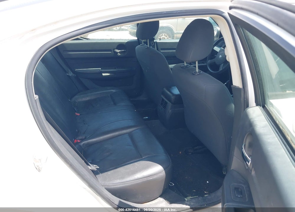 2010 DODGE CHARGER VIN: 2B3AA4CT8AH175948