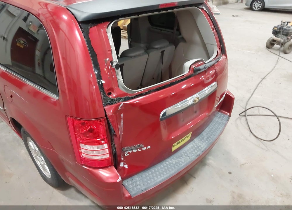 2009 CHRYSLER TOWN & COUNTRY TOURING VIN: 2A8HR541X9R631150