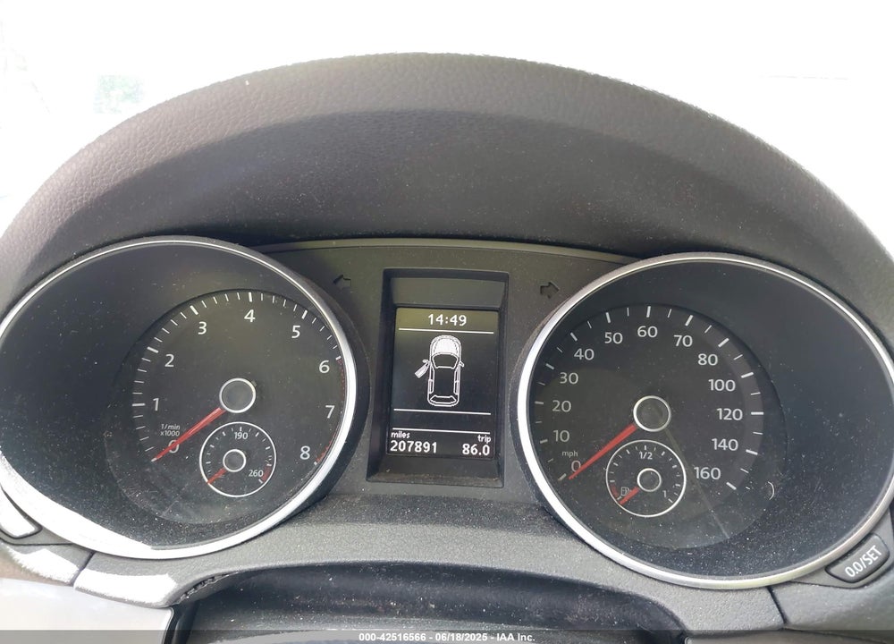 2010 VOLKSWAGEN GOLF VIN: WVWDA7AJ2AW368693