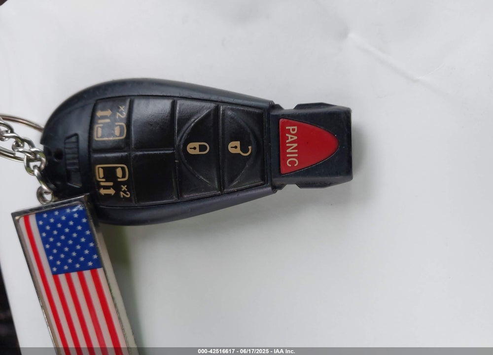 2012 DODGE GRAND CARAVAN CREW VIN: 2C4RDGDG6CR171857