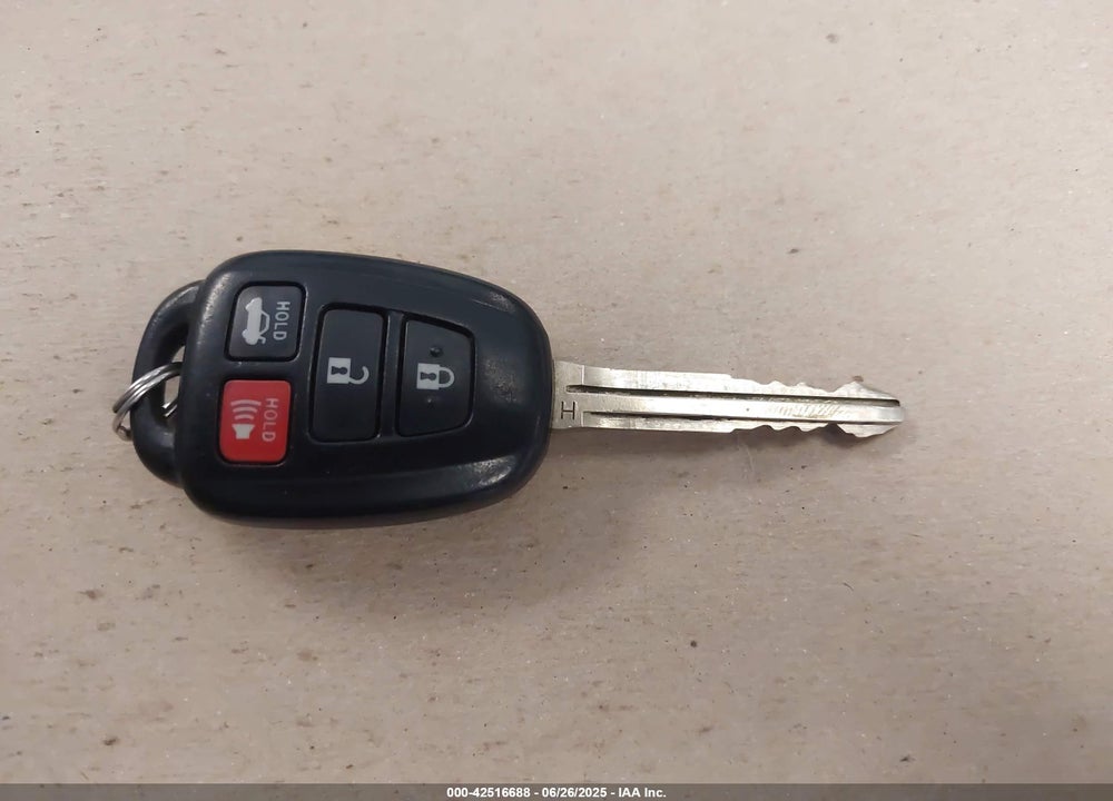 2016 TOYOTA COROLLA VIN: 2T1BURHE2GC739663