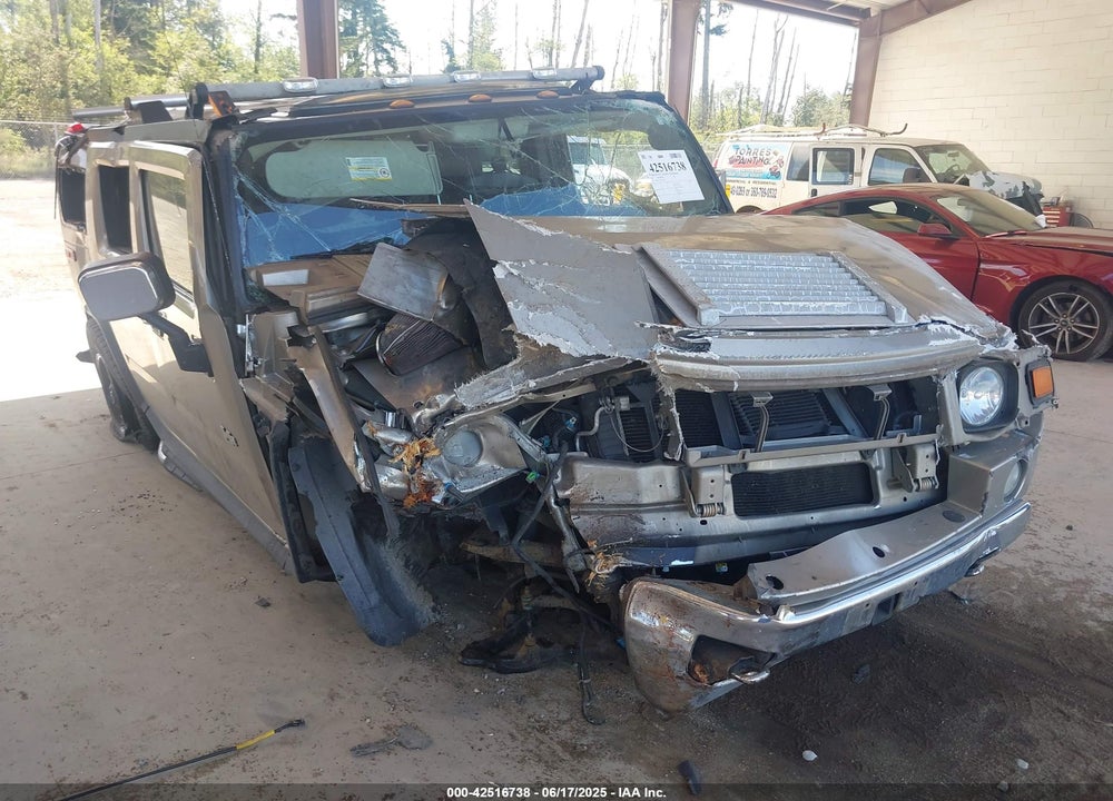 2005 HUMMER H2 SUV VIN: 5GRGN23UX5H111060