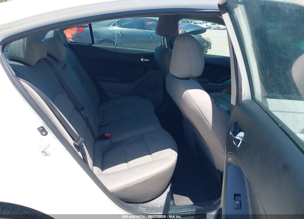 2015 KIA FORTE LX VIN: KNAFX4A66F5340908