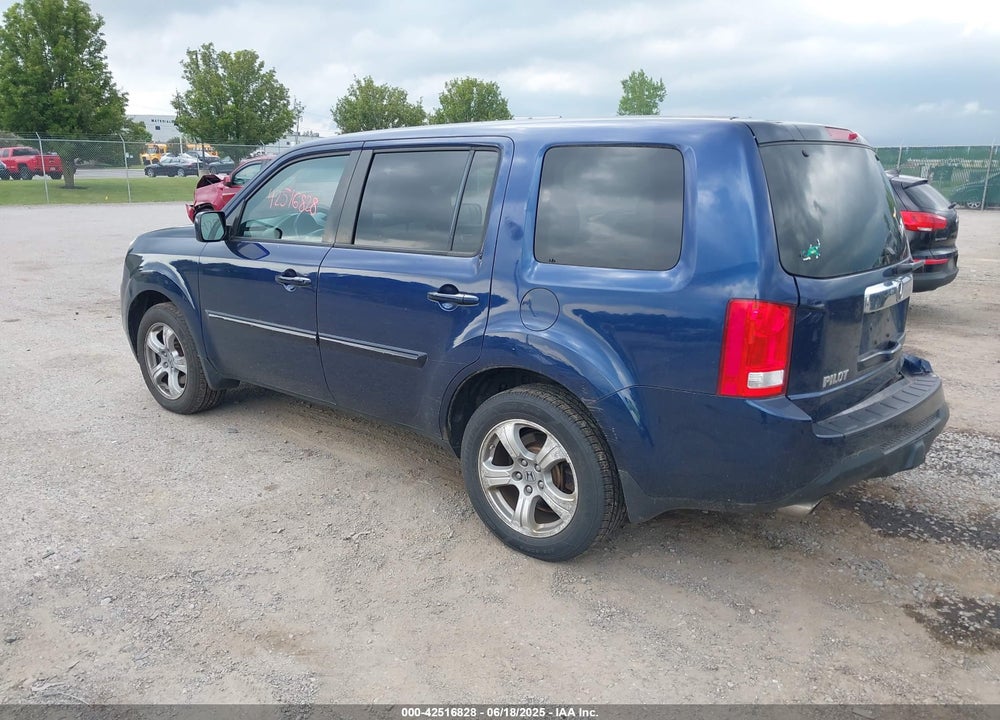 2015 HONDA PILOT EX-L VIN: 5FNYF4H54FB041721