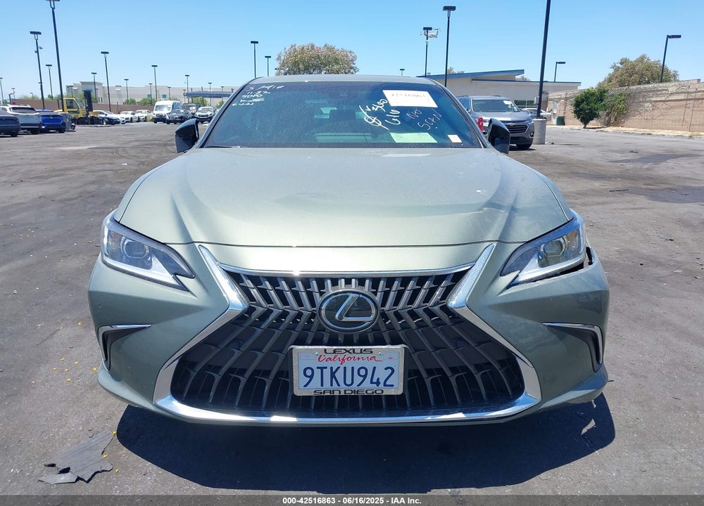 2025 LEXUS ES300H VIN: 58ADA1C15SU067167