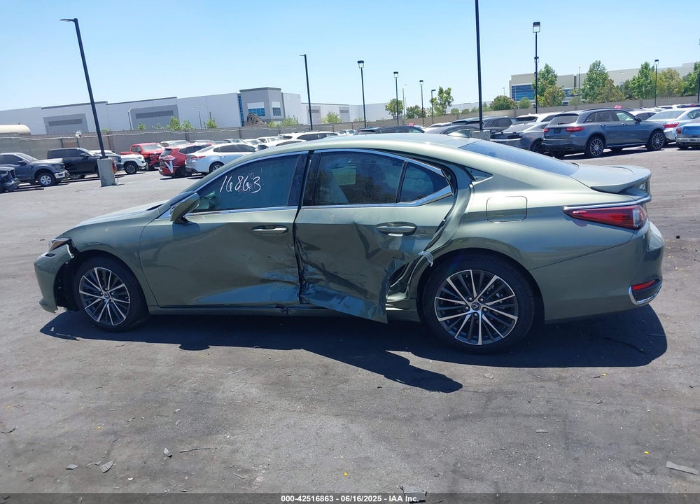 2025 LEXUS ES300H VIN: 58ADA1C15SU067167
