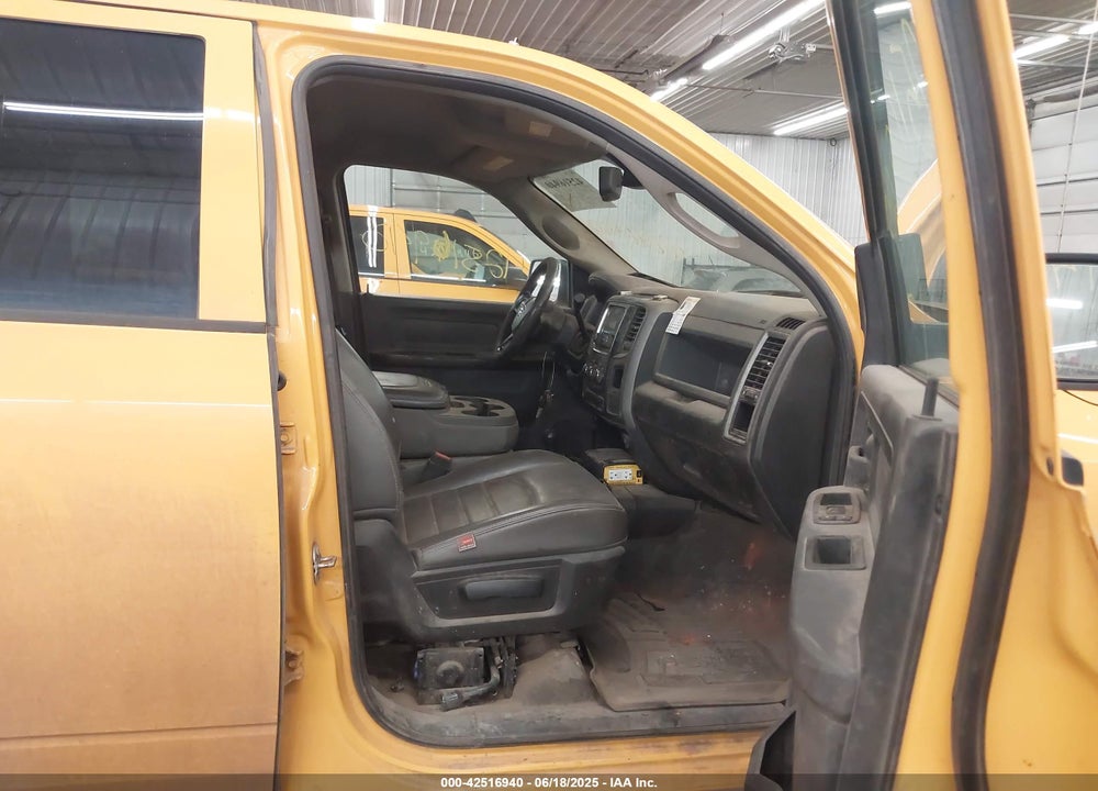 2018 RAM 2500 VIN: 3C6TR5CT6JG215456