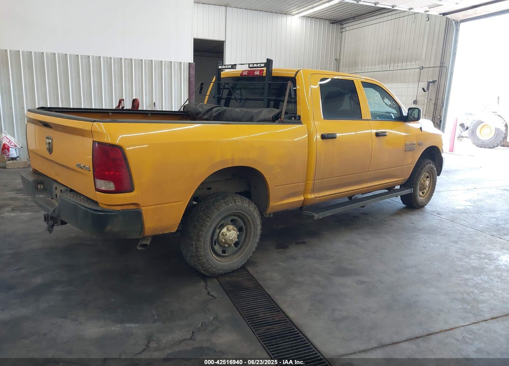2018 RAM 2500 VIN: 3C6TR5CT6JG215456
