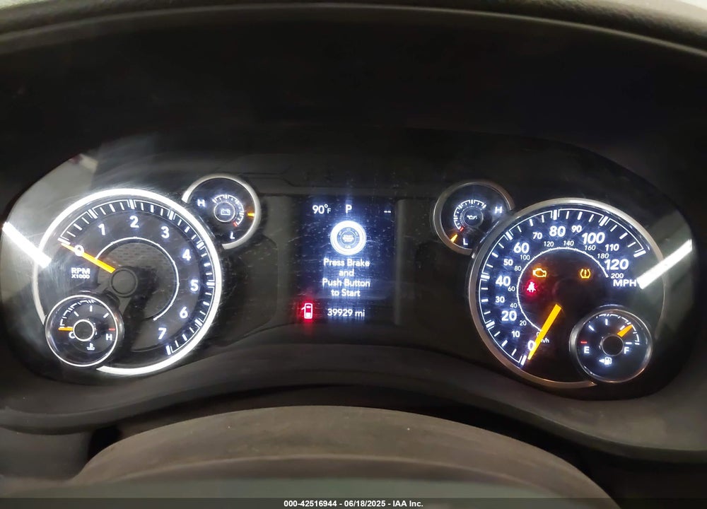 2019 RAM 2500 VIN: 3C6UR5CJXKG620319