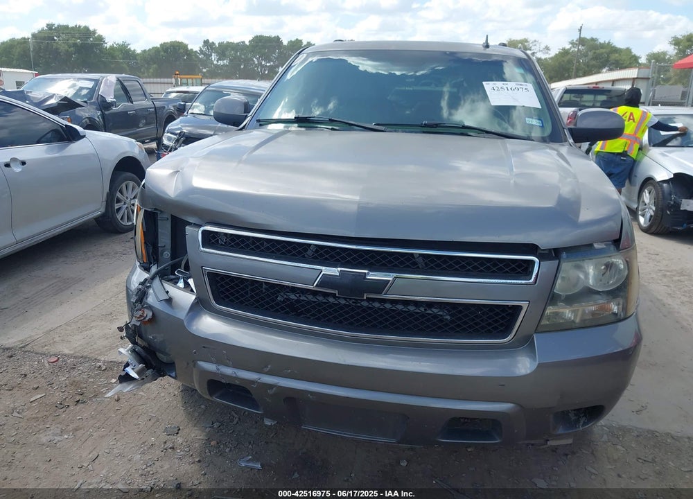 2007 CHEVROLET TAHOE VIN: 1GNFC13097R308235