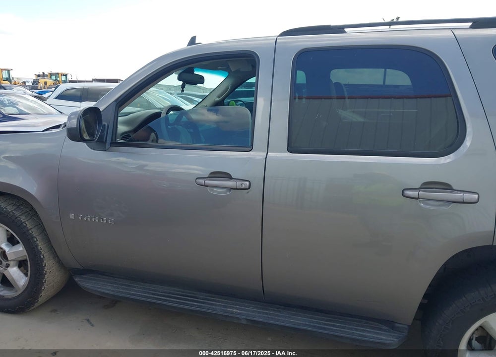 2007 CHEVROLET TAHOE VIN: 1GNFC13097R308235
