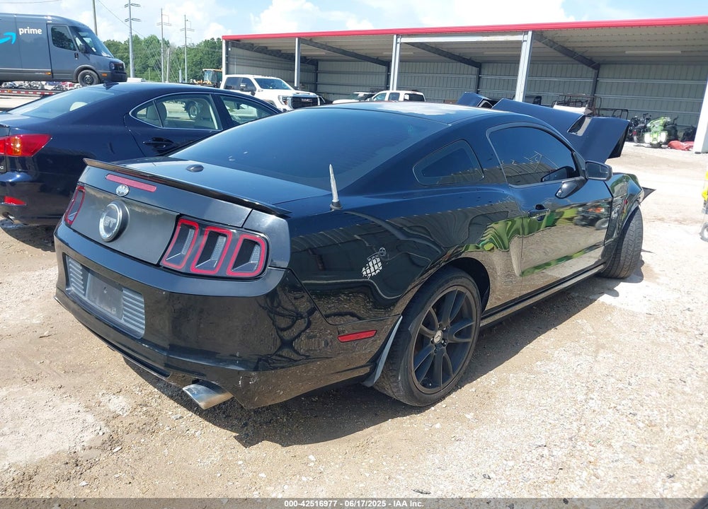2014 FORD MUSTANG VIN: 1ZVBP8CF6E5200777