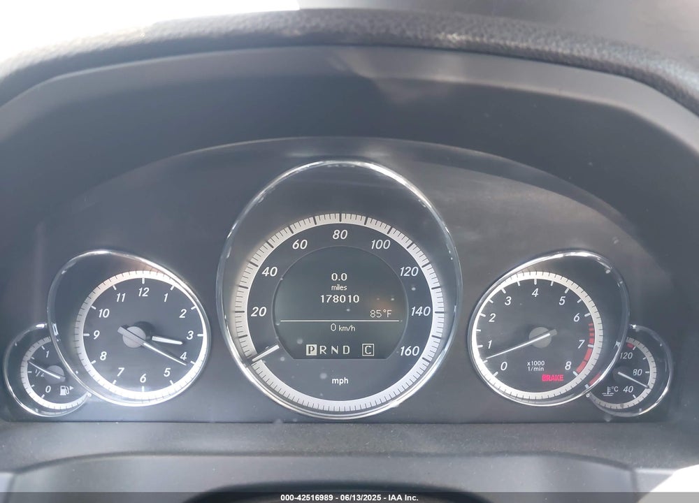 2010 MERCEDES-BENZ E 550 VIN: WDDKJ7CB5AF023208