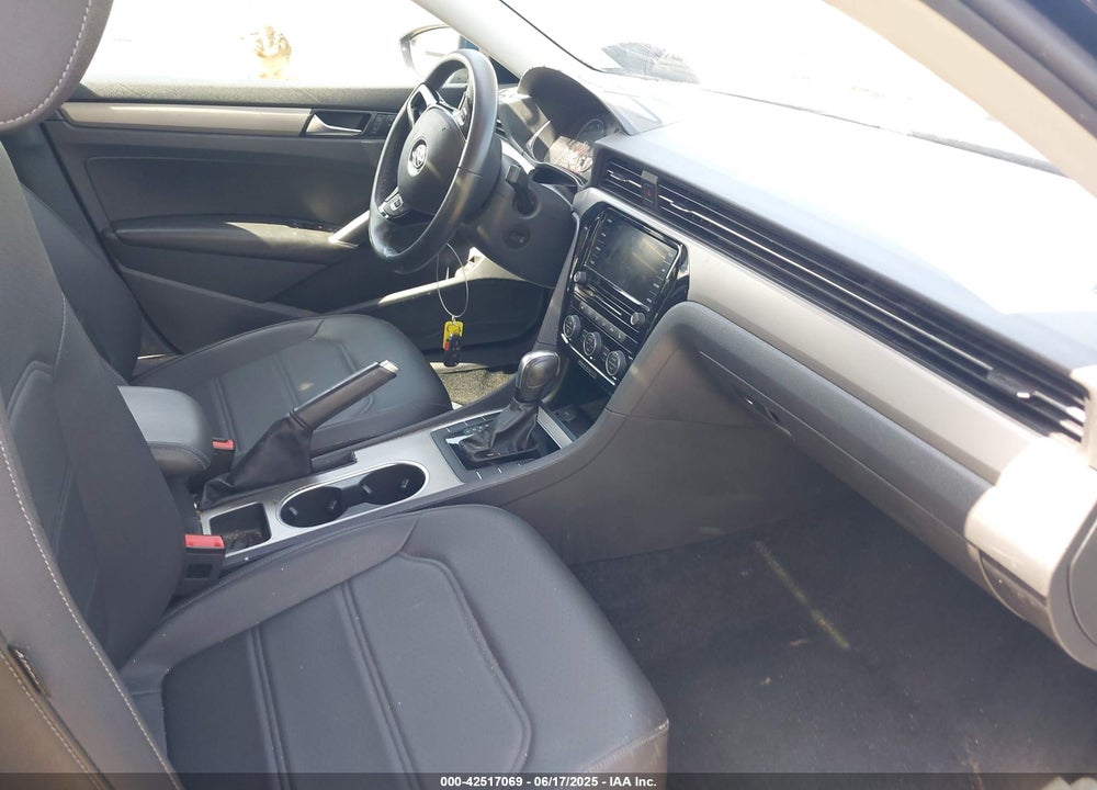 2022 VOLKSWAGEN PASSAT VIN: 1VWSA7A31NC007968