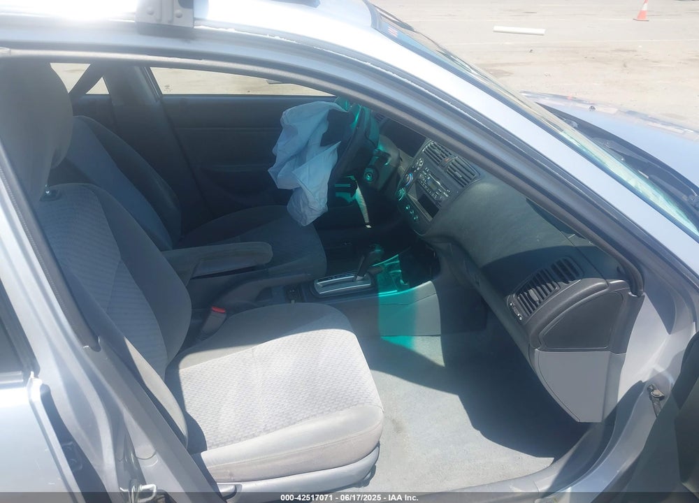 2005 HONDA CIVIC VP VIN: 2HGES16475H616587