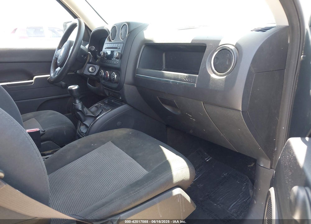2016 JEEP PATRIOT SPORT VIN: 1C4NJPBA0GD629066