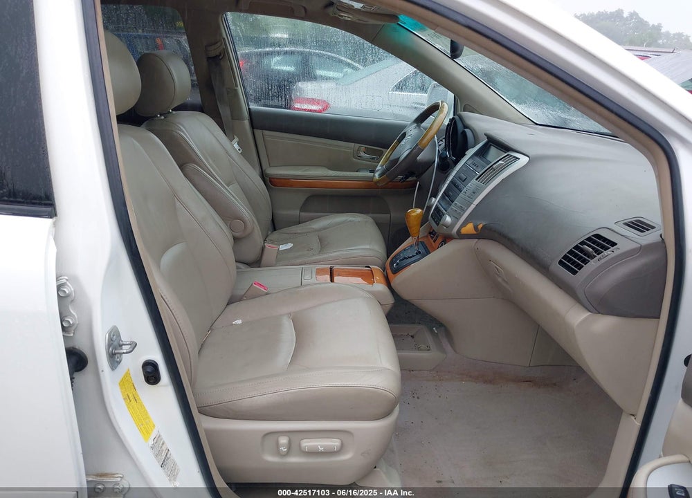 2005 LEXUS RX 330 VIN: 2T2HA31U85C056411
