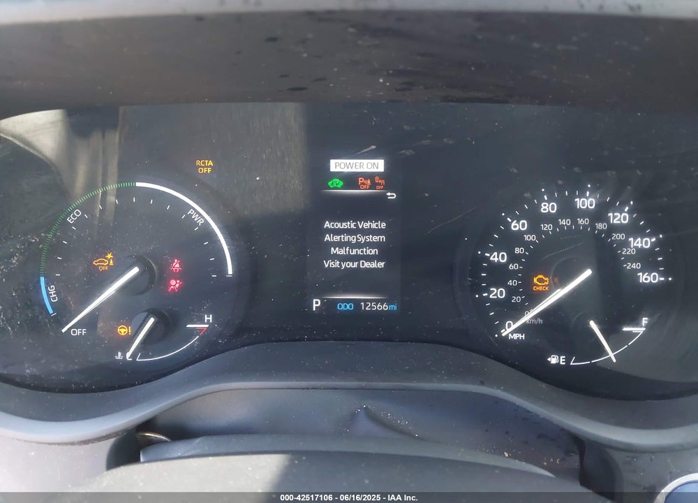 2024 TOYOTA SIENNA XLE VIN: 5TDJRKEC8RS220344