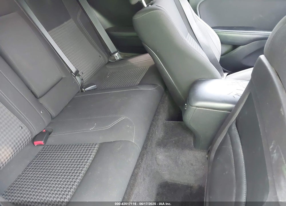 2017 DODGE CHALLENGER VIN: 2C3CDZAGXHH629181