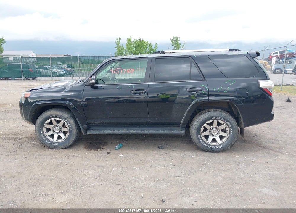 2015 TOYOTA 4RUNNER TRAIL PREMIUM VIN: JTEBU5JR3F5232090