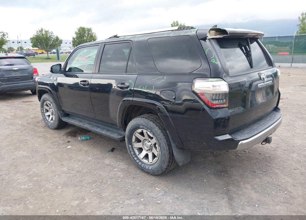 2015 TOYOTA 4RUNNER TRAIL PREMIUM VIN: JTEBU5JR3F5232090