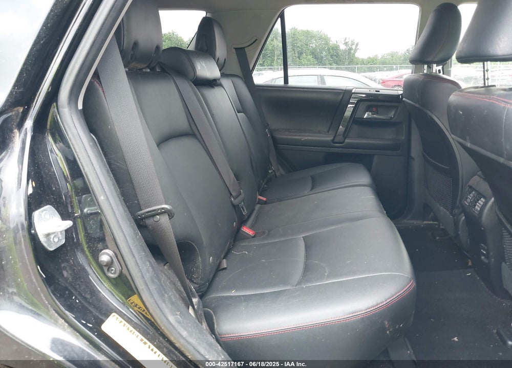 2015 TOYOTA 4RUNNER TRAIL PREMIUM VIN: JTEBU5JR3F5232090