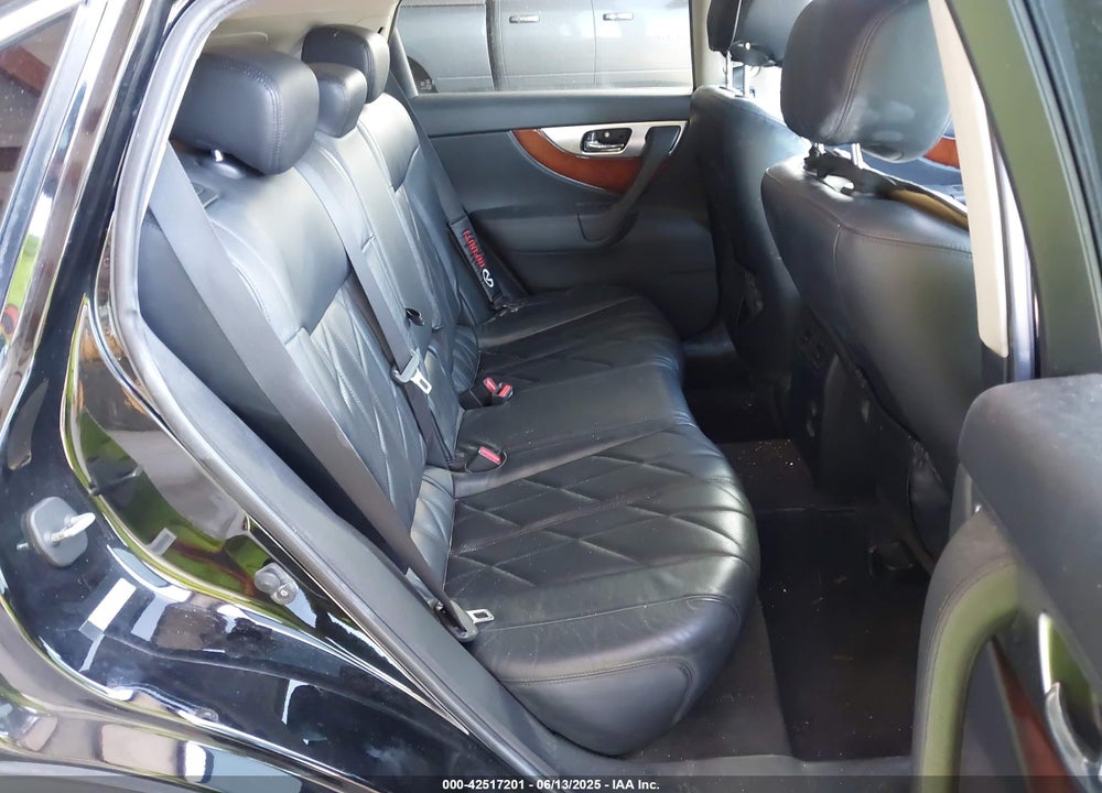 2009 INFINITI FX35 VIN: JNRAS18W19M150833