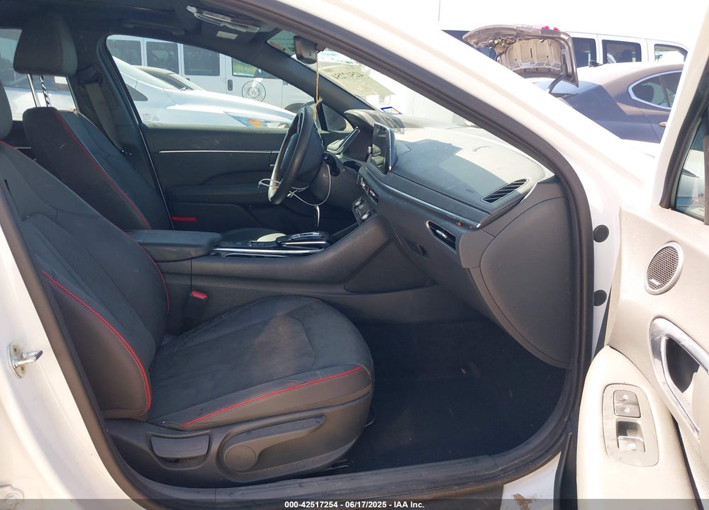 2022 HYUNDAI SONATA VIN: 5NPEJ4J28NH136090