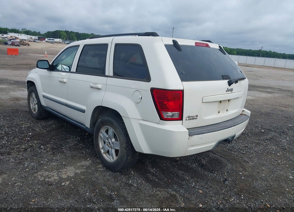 2007 JEEP GRAND CHEROKEE LAREDO VIN: 1J8GR48K27C557642