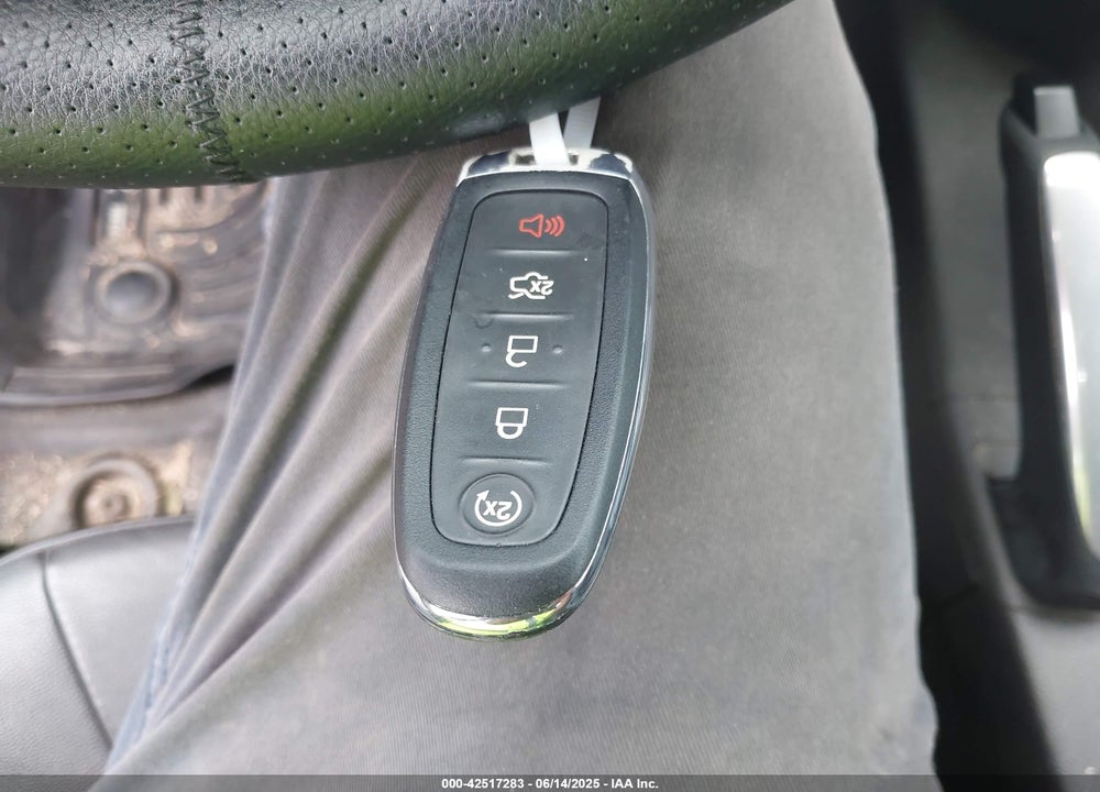 2013 FORD FOCUS TITANIUM VIN: 1FADP3N29DL121127