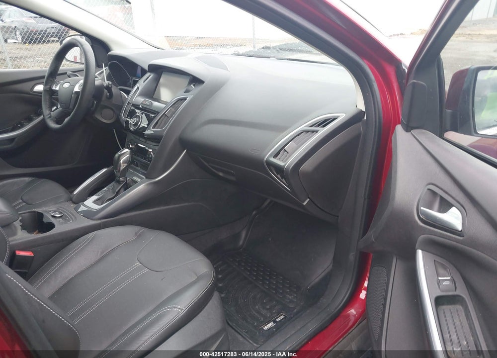2013 FORD FOCUS TITANIUM VIN: 1FADP3N29DL121127