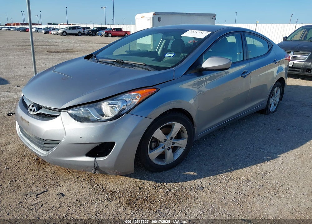 2013 HYUNDAI ELANTRA VIN: KMHDH4AE6DU944455
