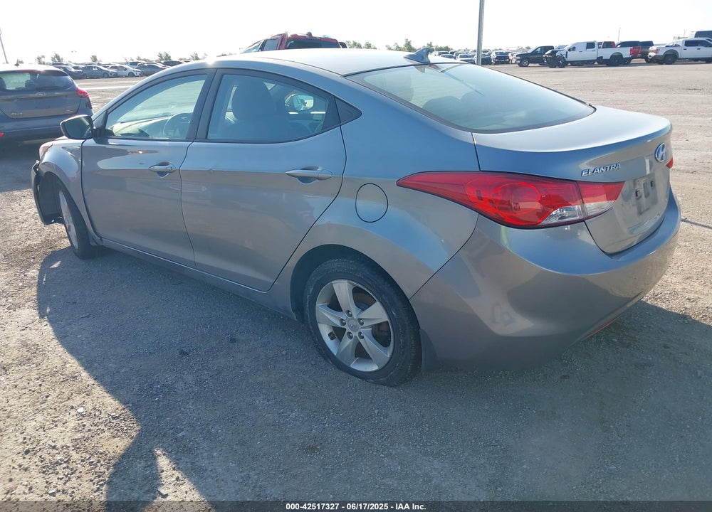 2013 HYUNDAI ELANTRA VIN: KMHDH4AE6DU944455