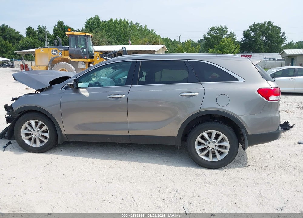2017 KIA SORENTO VIN: 5XYPG4A39HG234458
