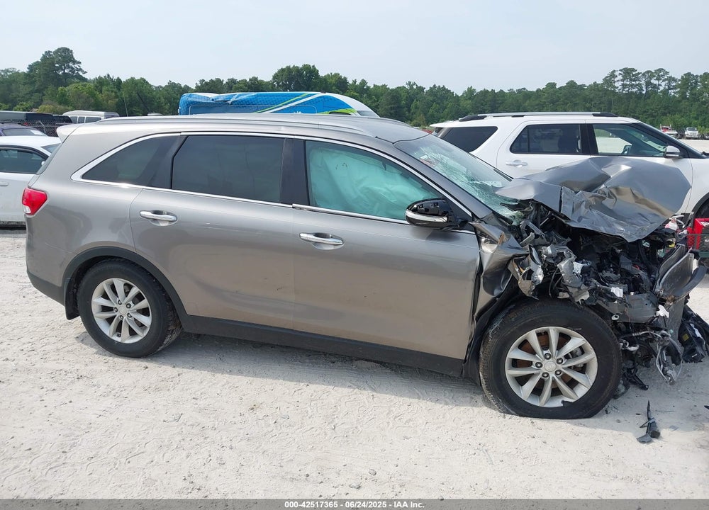 2017 KIA SORENTO VIN: 5XYPG4A39HG234458
